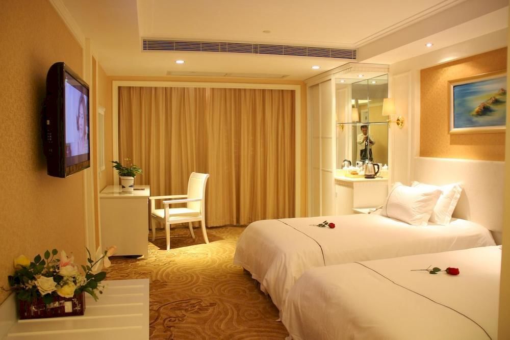 Huizhou Jinhuayue International Hotel Bagian luar foto