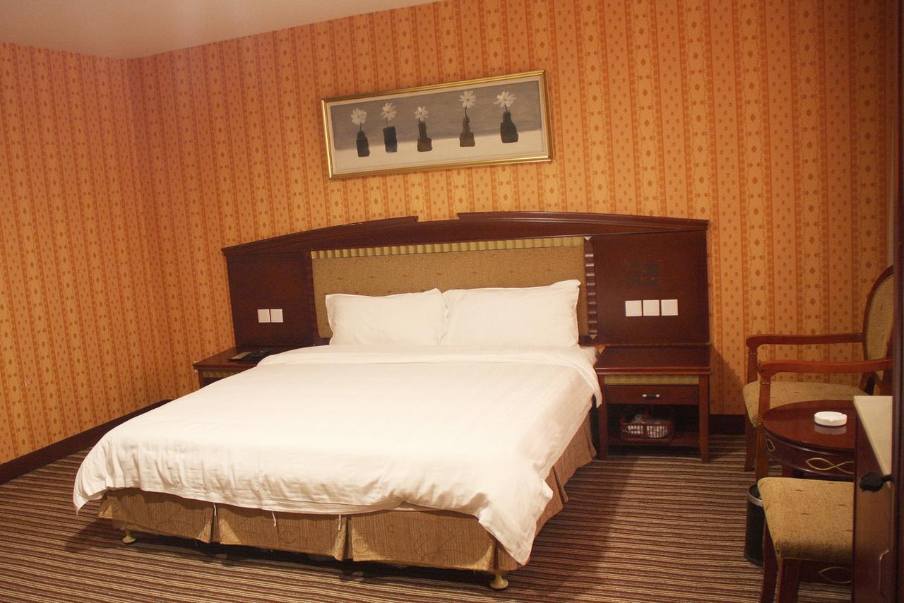 Huizhou Jinhuayue International Hotel Bagian luar foto