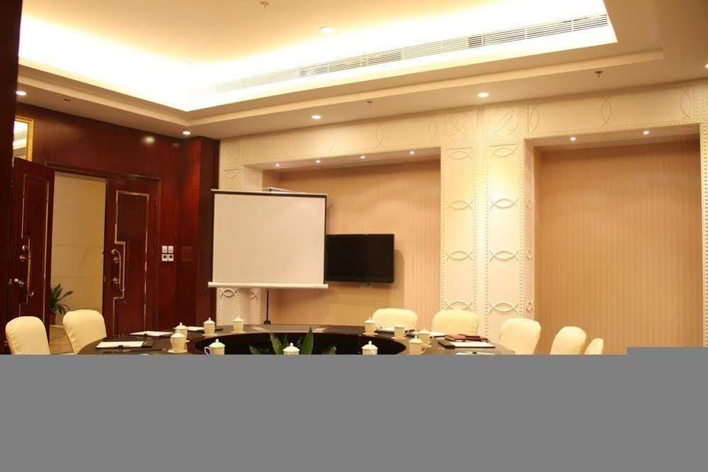 Huizhou Jinhuayue International Hotel Bagian luar foto